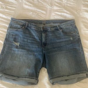 KUT Boyfriend Shorts 16W